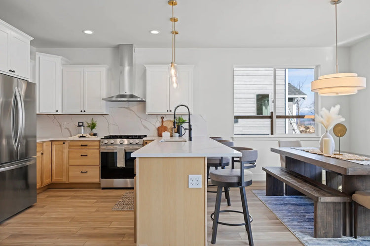 Kitchen + Housewares