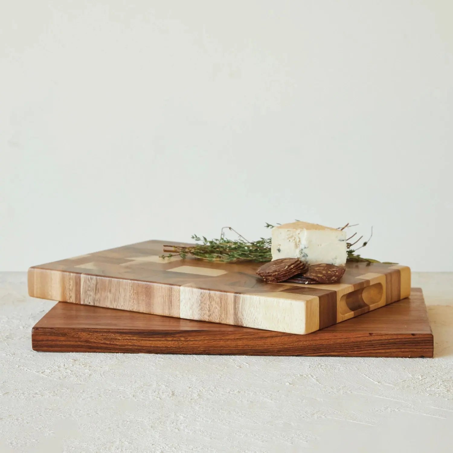 Cutting Boards & Cutlery