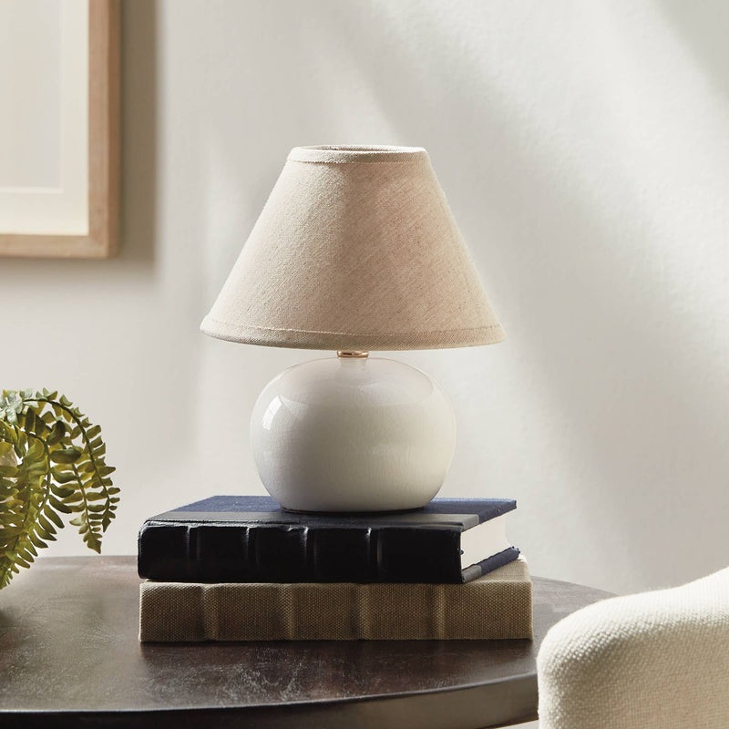 White Oscar Mini Lamp