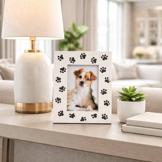 Resin Paw Prints 4x6 Frame