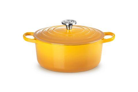 Le Creuset Signature Round Dutch Oven, 5.5 qt.