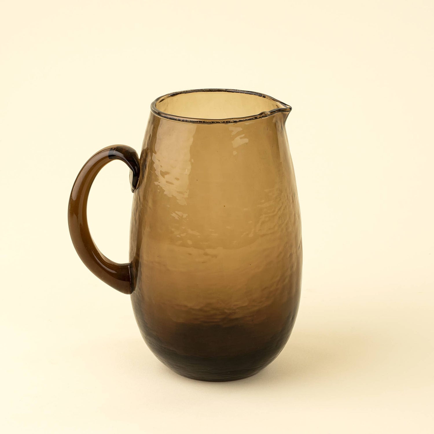 Madura Pitcher, Earth