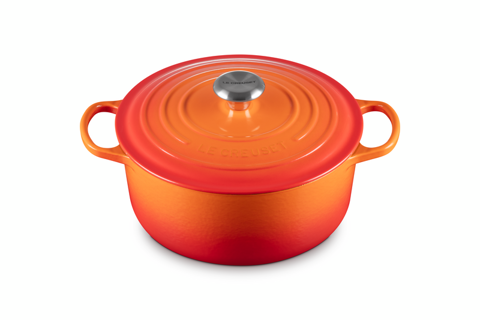 Le Creuset Signature Round Dutch Oven, 5.5 qt.
