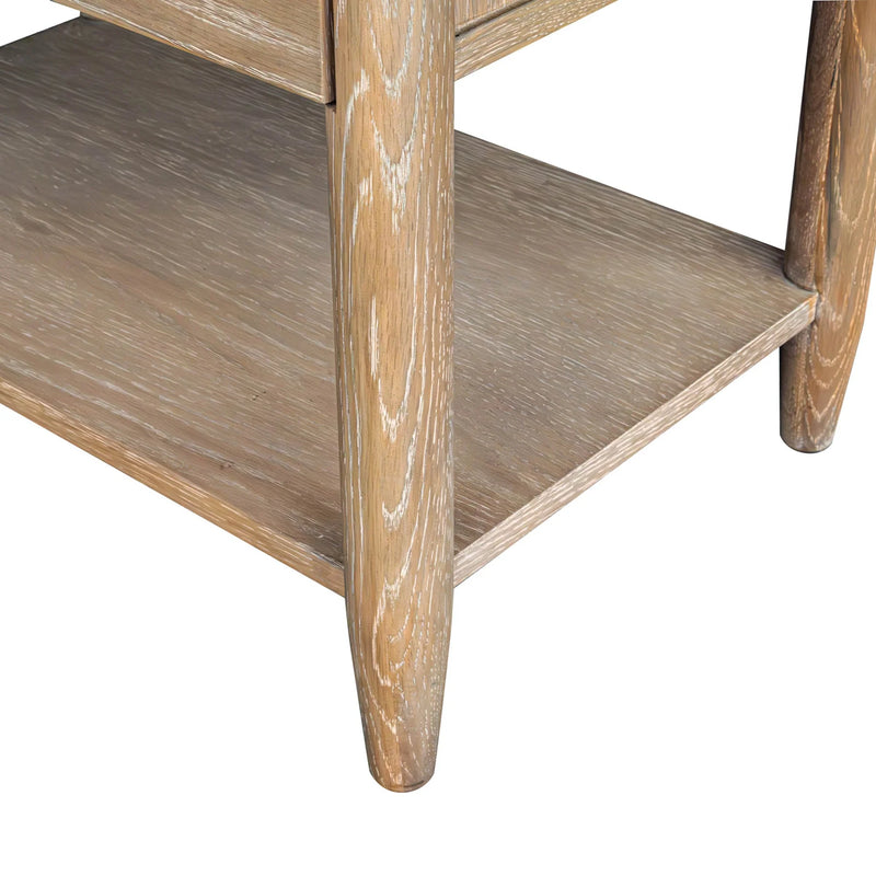 Kamelia Nightstand