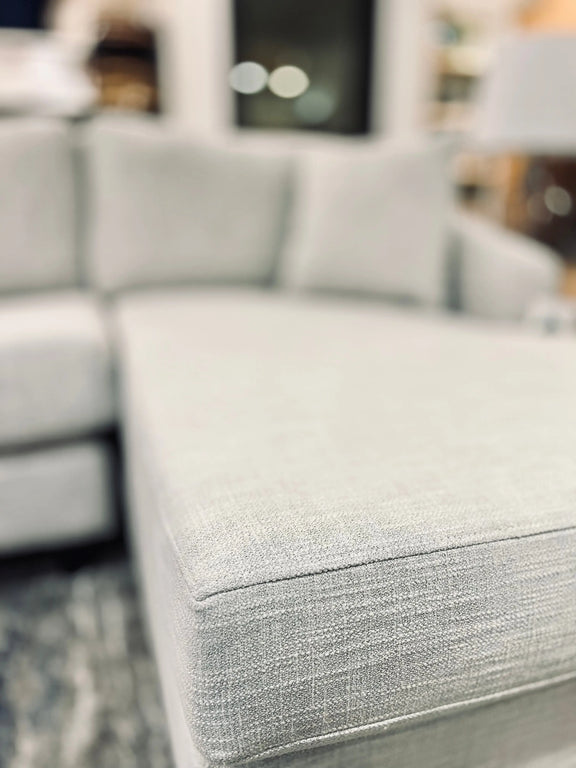 Kelsi 2pc Sectional Stylus