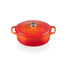 Le Creuset Signature Oval Oven, 8 qt. Le Creuset