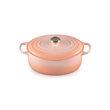 Le Creuset Signature Oval Oven, 8 qt. Le Creuset