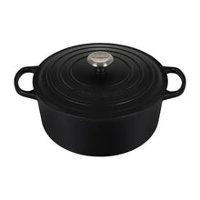 Le Creuset Signature Round Dutch Oven, 7.25 qt. - Greenhouse Home