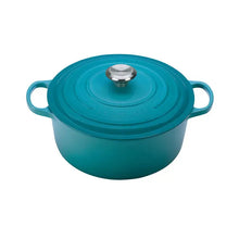 Le Creuset Signature Round Dutch Oven, 7.25 qt., [product_price]- Greenhouse Home