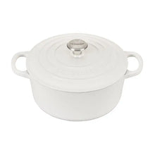 Le Creuset Signature Round Dutch Oven, 7.25 qt., [product_price]- Greenhouse Home