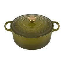 Le Creuset Signature Round Dutch Oven, 7.25 qt., [product_price]- Greenhouse Home