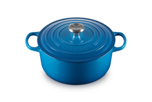Le Creuset Signature Round Dutch Oven, 5.5 qt.