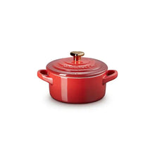 Mini Round 8 oz. Cocotte With Heart Gold Knob Le Creuset