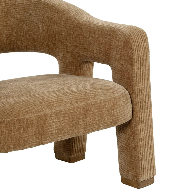 Quinn Club Chair LH Imports