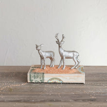 Resin Buck & Deer Greenhouse Home