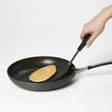 Silicone Flexible Pancake Turner - Greenhouse Home