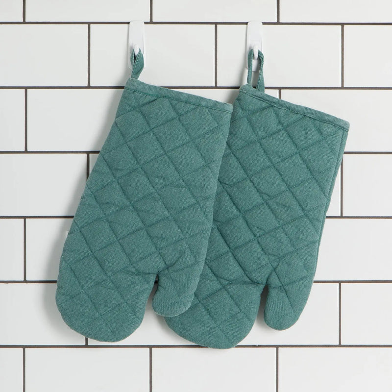 Stonewash Heirloom Oven Mitt Danica Heirloom