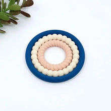 Trio Rings, Leo Little Cheeks