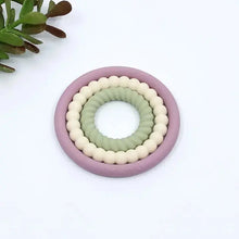 Trio Rings, Leo Little Cheeks