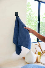 Waffle Hand Towel Geometry