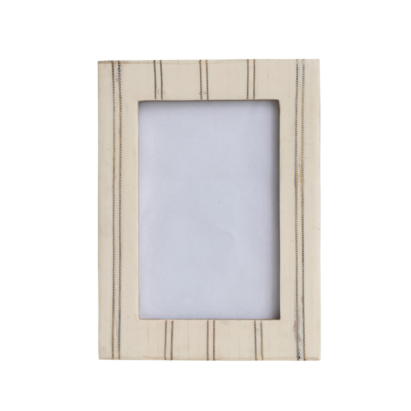 Resin Cream Photo Frame w/ Metal Inlay
