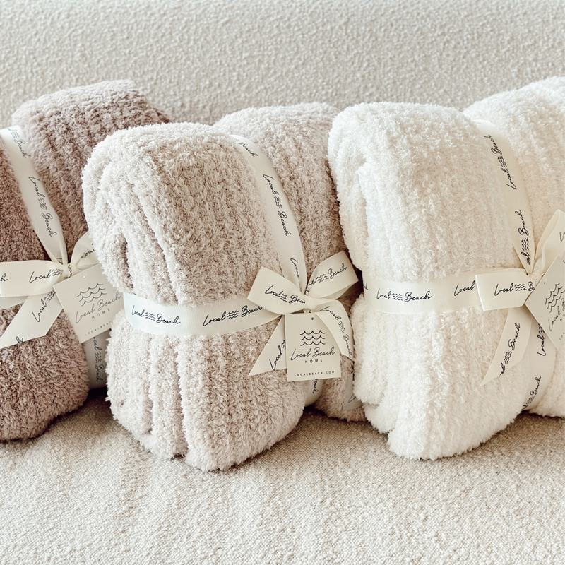 Solid Ribbed Luxe Home Cozy Blanket: Taupe