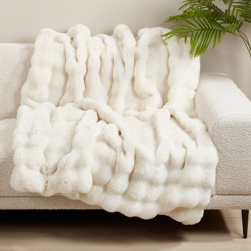 Soft Bubble Faux Fur Throw: Sage / 50"x60"